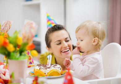Как отметить первый день рождения ребенка дома (сценарии и конкурсы)